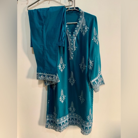 M. BASICS By MARIA. B. Elegant Teal Embroidered Suit - Picture 7 of 16